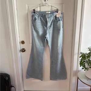 Abercrombie & Fitch Light Blue Flare Jeans 34 Long